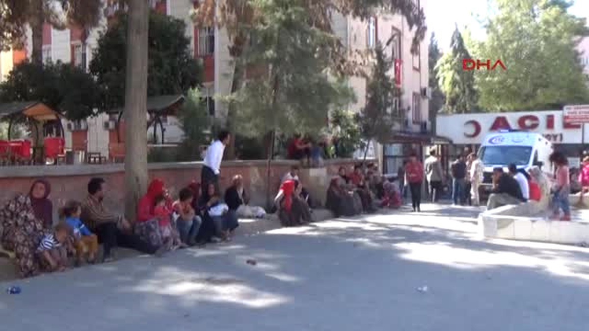 Şanlıurfa - Davulcu, Düğünde Maganda Saçmasıyla Yaralandı
