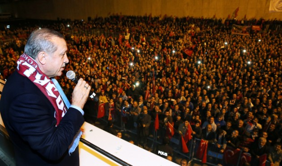 Senin Anan, Baban, Çocuğun, Kardeşin Ölmemiş Ki\'