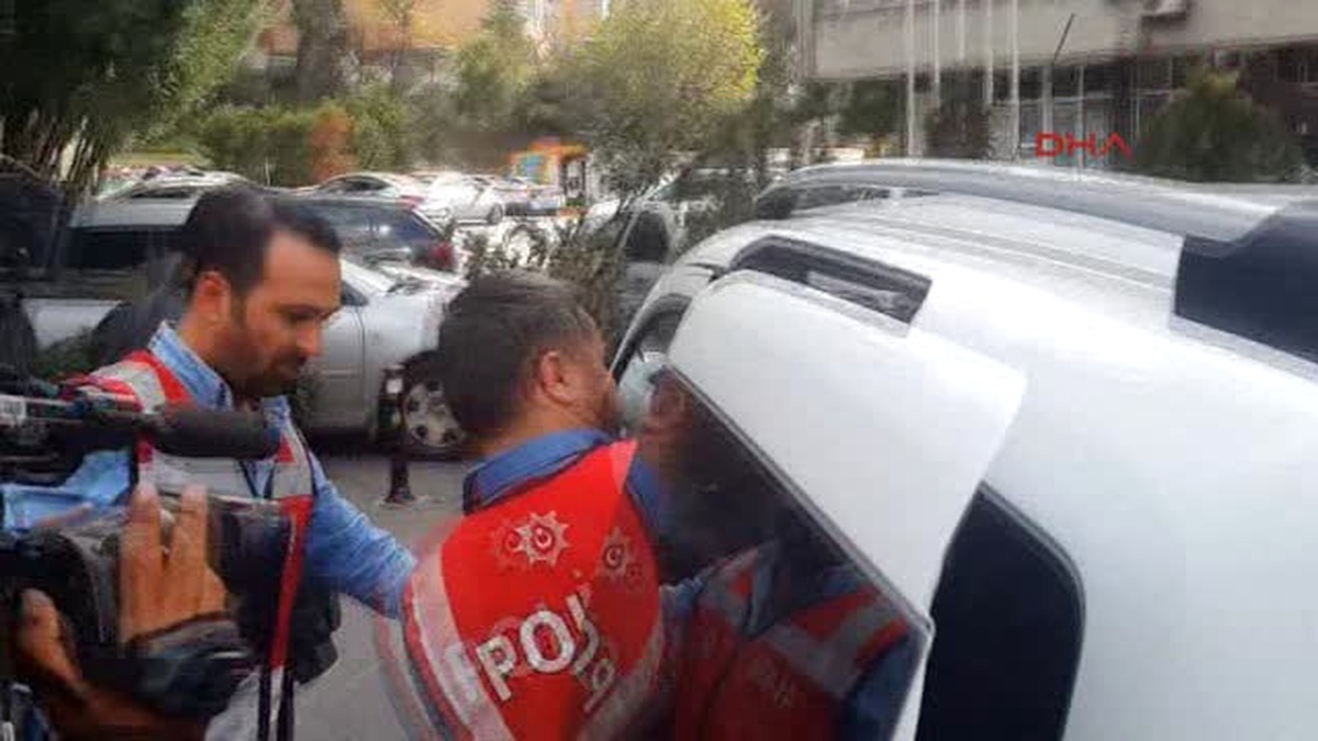 Şikayetçilerin Sayısı Artınca Gözaltında Kaldı