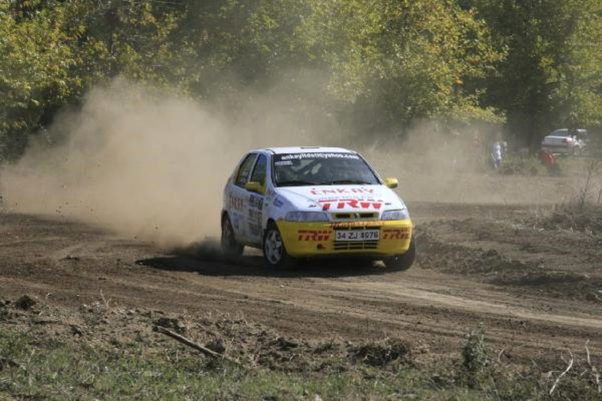 Türkiye Rallikros Şampiyonası Start Aldı