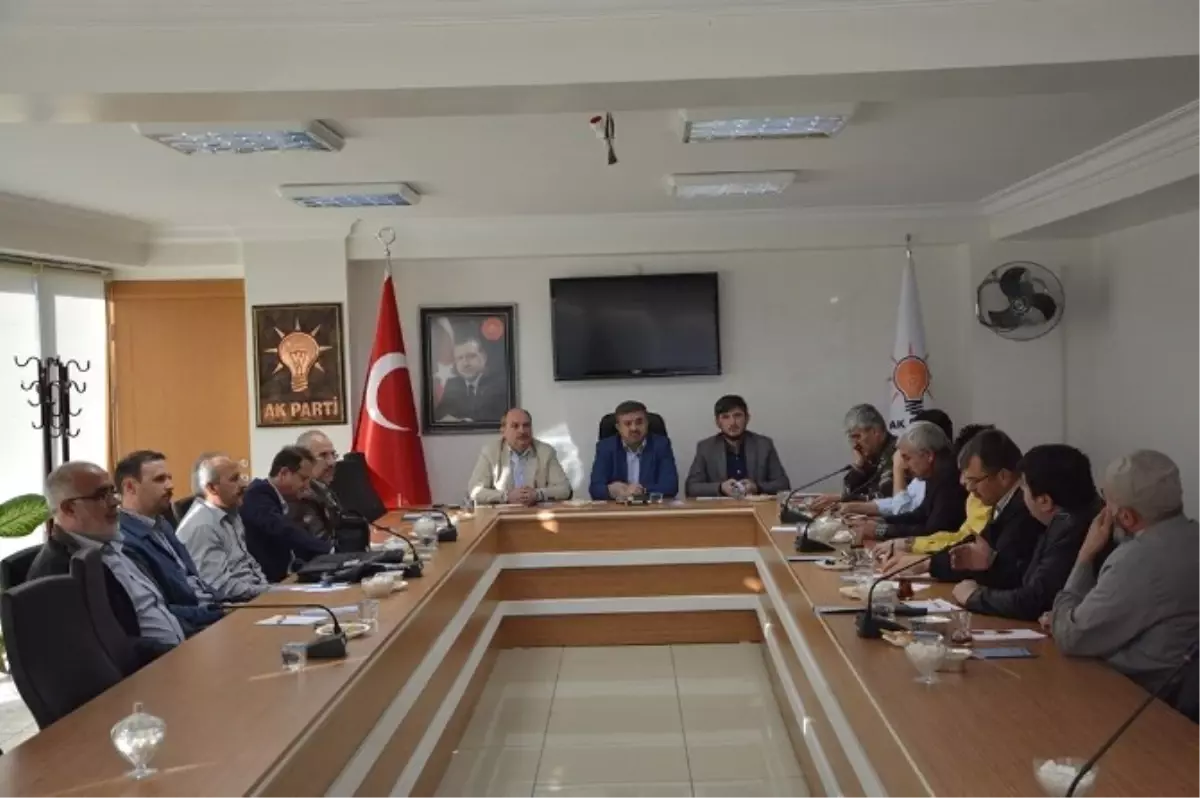 AK Parti Afyonkarahisar İl Başkanlığı\'ndan İstişare Toplantısı