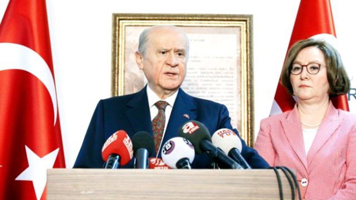 Bahçeli\'den Yeni Başkanlık Sistemi Yorumu: Hayırlı Bir Gelişme Sabote Edilmemeli