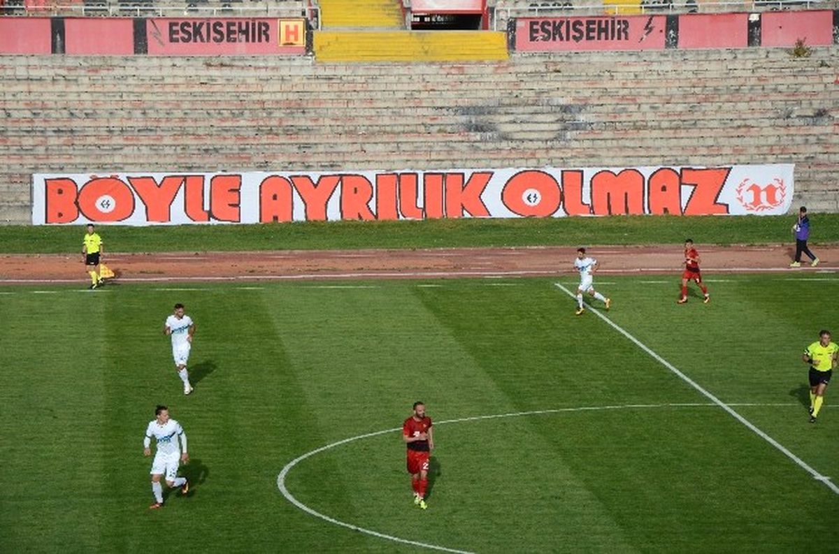 Eskişehirspor, Yarım Asırlık Stadına Galibiyetle Veda Etti