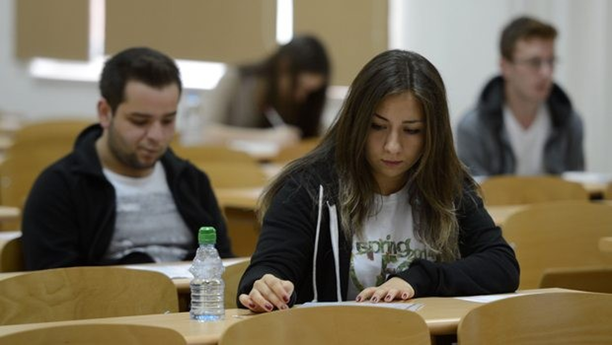 KPSS Önlisans Oturumu Başladı