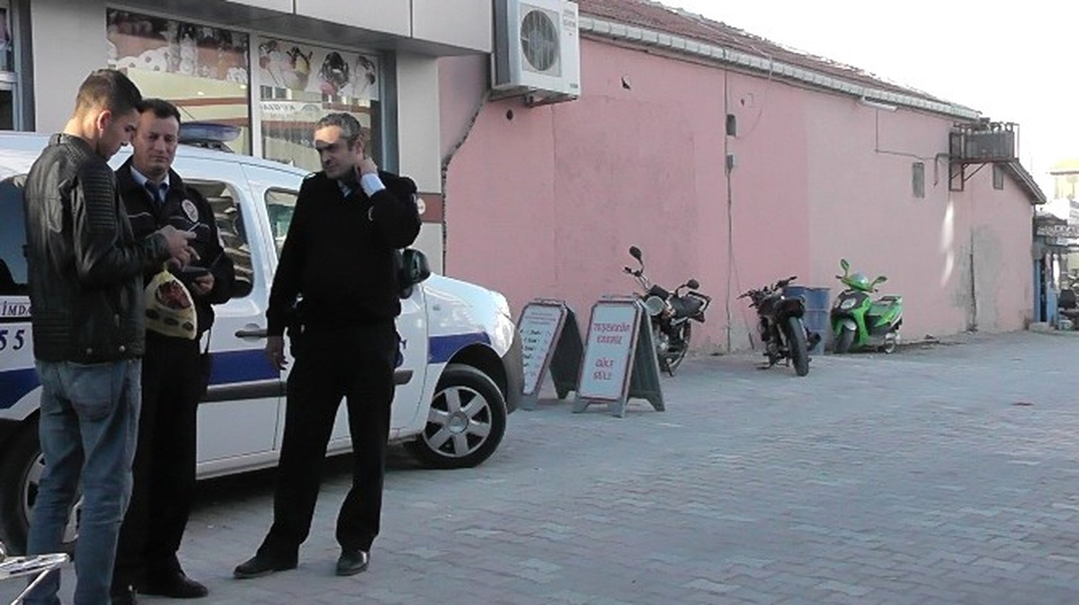 Kulu\'da Ehliyetsiz ve Yaşı Küçük Kullanıcıların Motosikletleri Toplanıyor