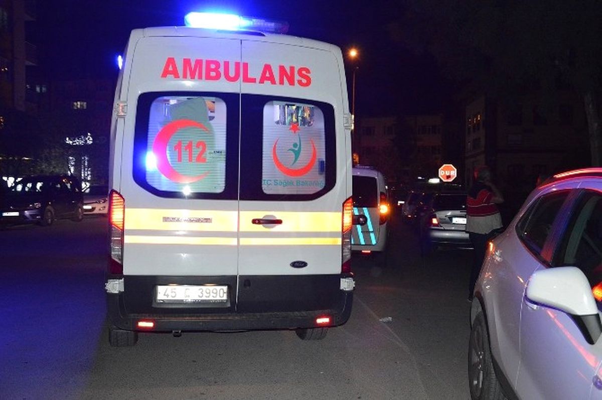 Manisa\'da Bıçaklı Kavga 1 Yaralı