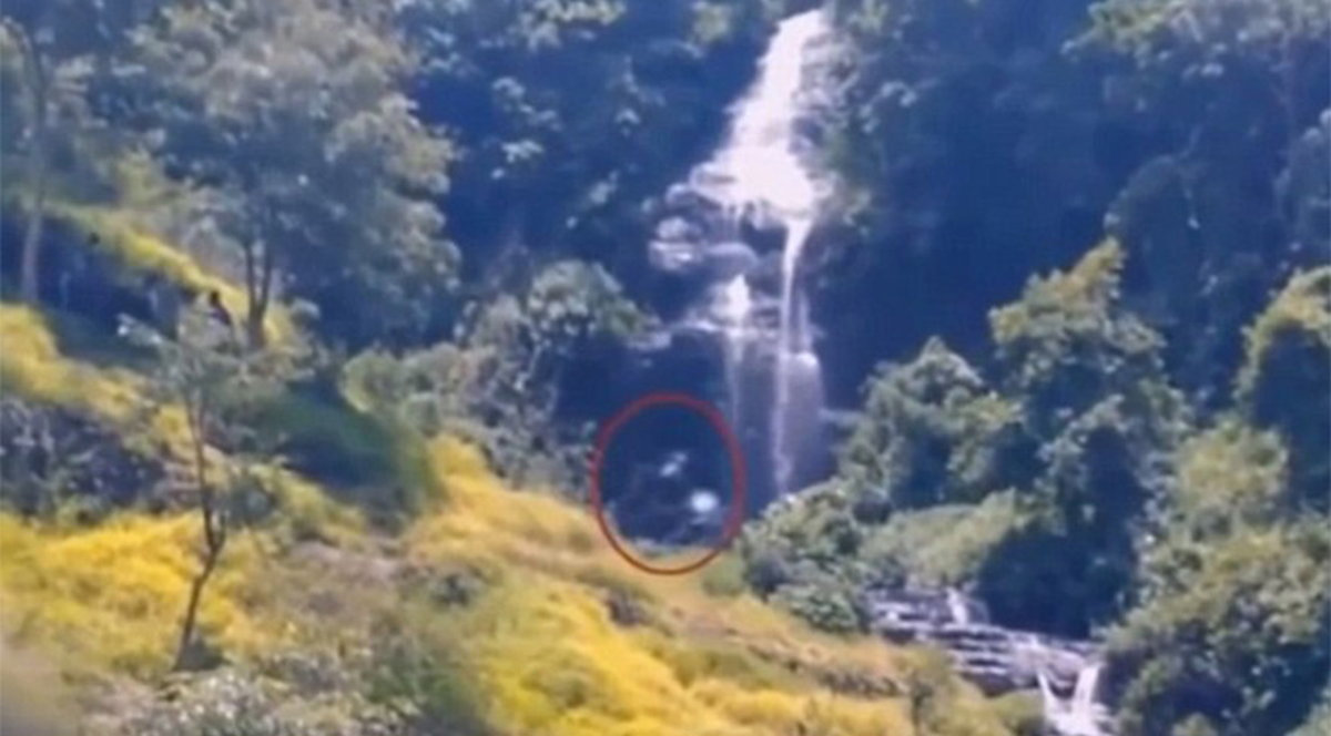 Sosyal Medya Çalkalanıyor! Görüntülerdeki Koca Ayak mı?