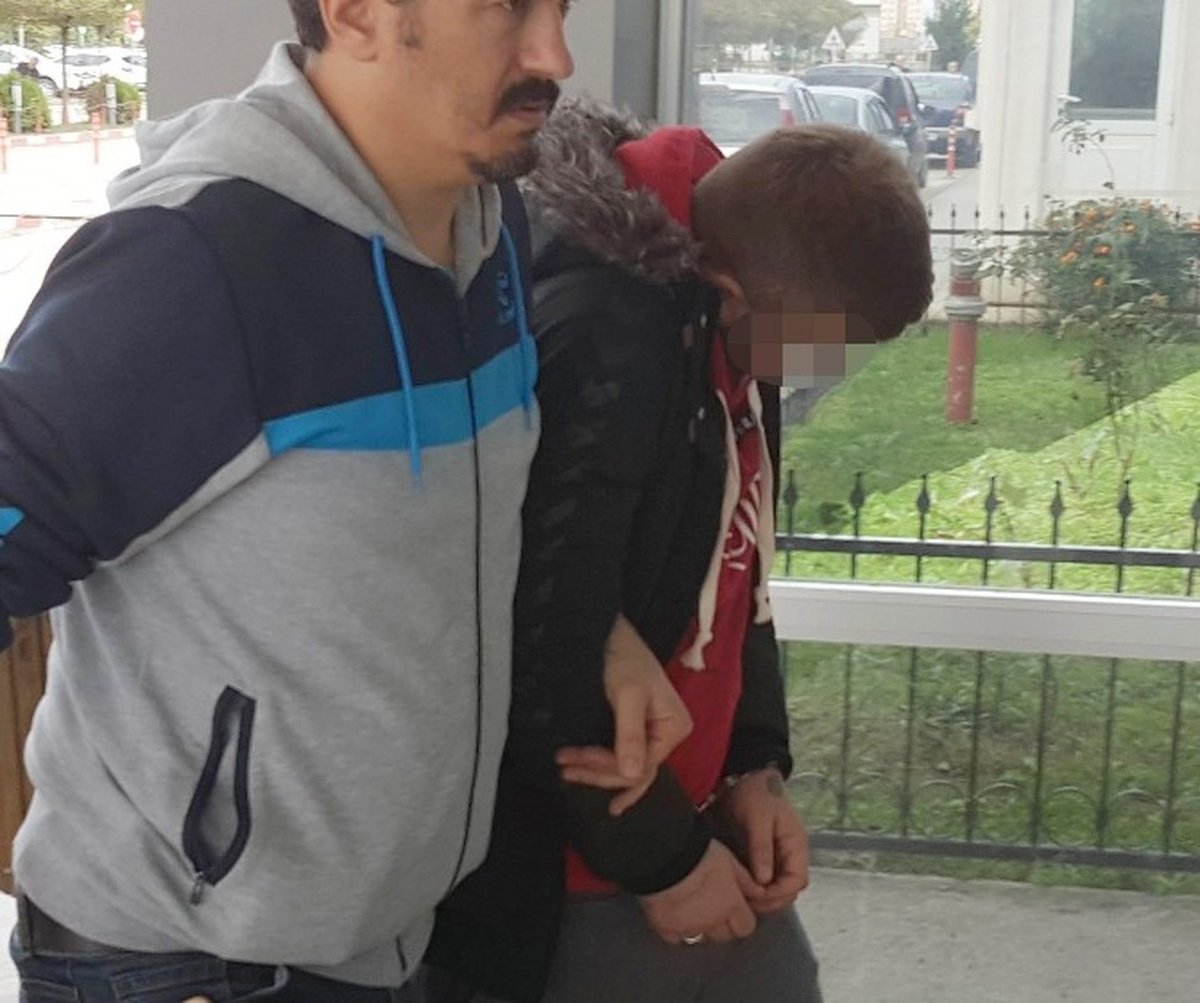 Şüphe Üzerine Durdurulan Şahıs Uyuşturucuyla Yakalandı