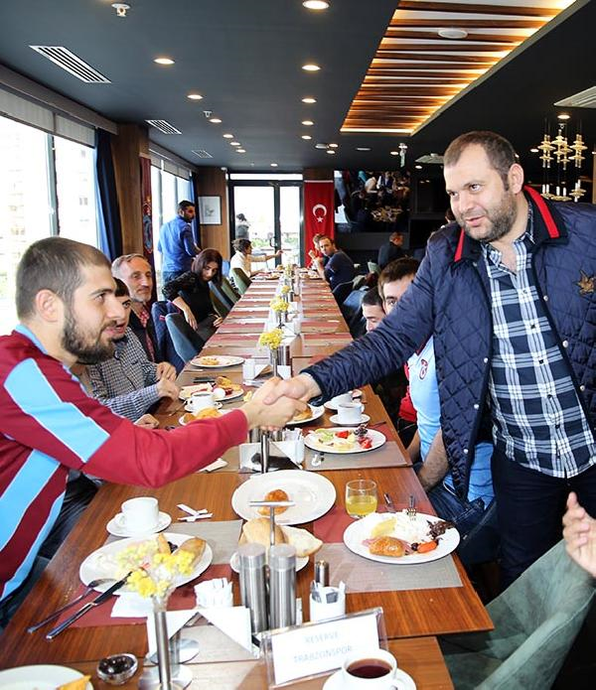 Trabzonspor\'dan 61 Engelliliye Forma