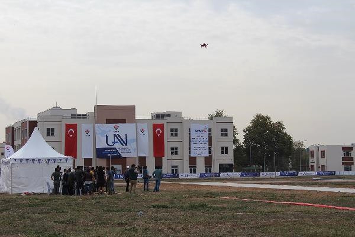 Tübitak\'ın İha Yarışmasında Dereceye Girenler Ödüllendirildi