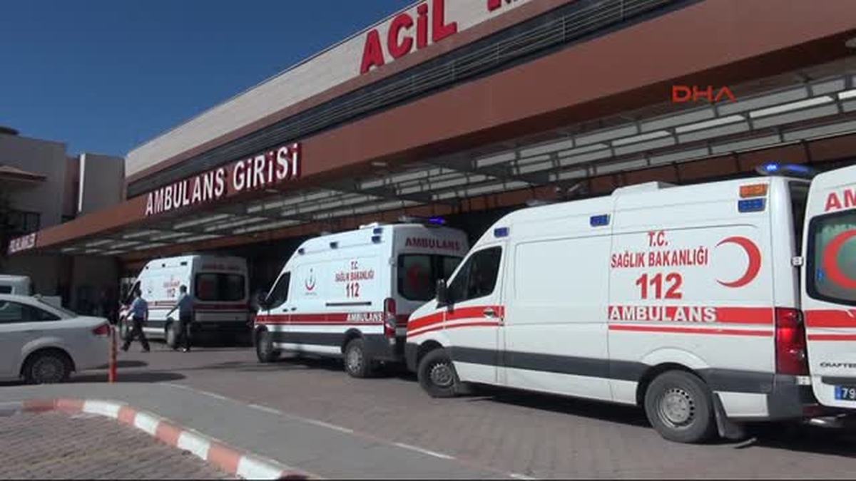 Yaralı 9 Öso Askeri Kilis\'e Getirildi, 2\'si Öldü