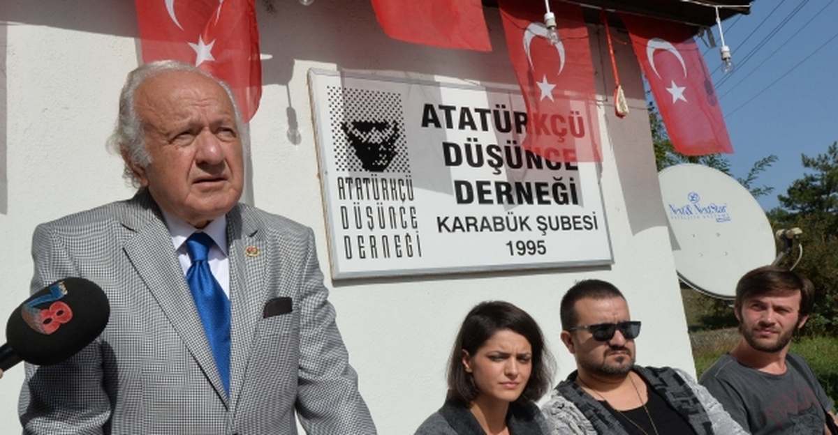Add\'den Birlik Tooplantısı