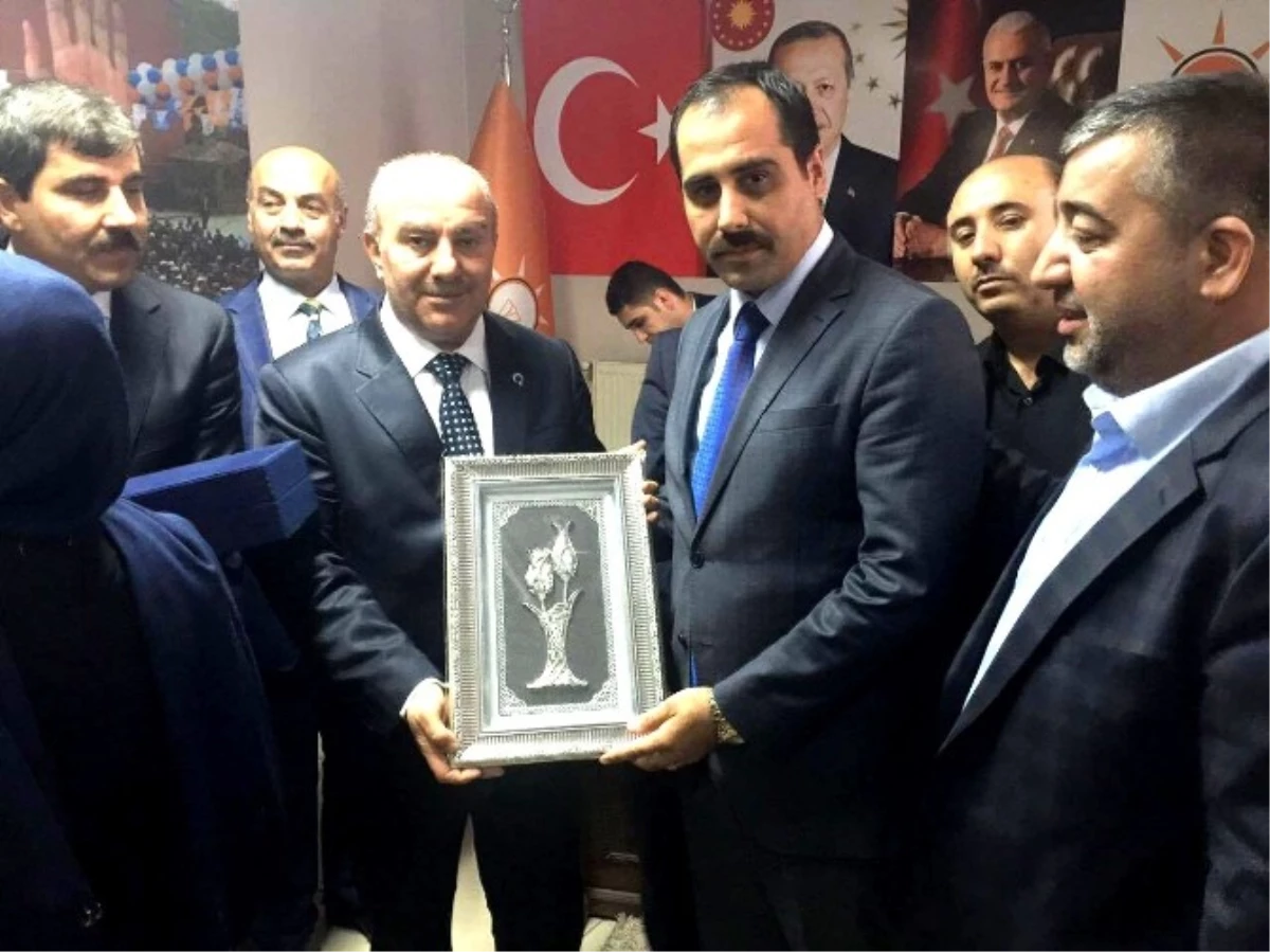 AK Parti Mersin İlçe Başkanlarından Muş\'a Destek Ziyareti
