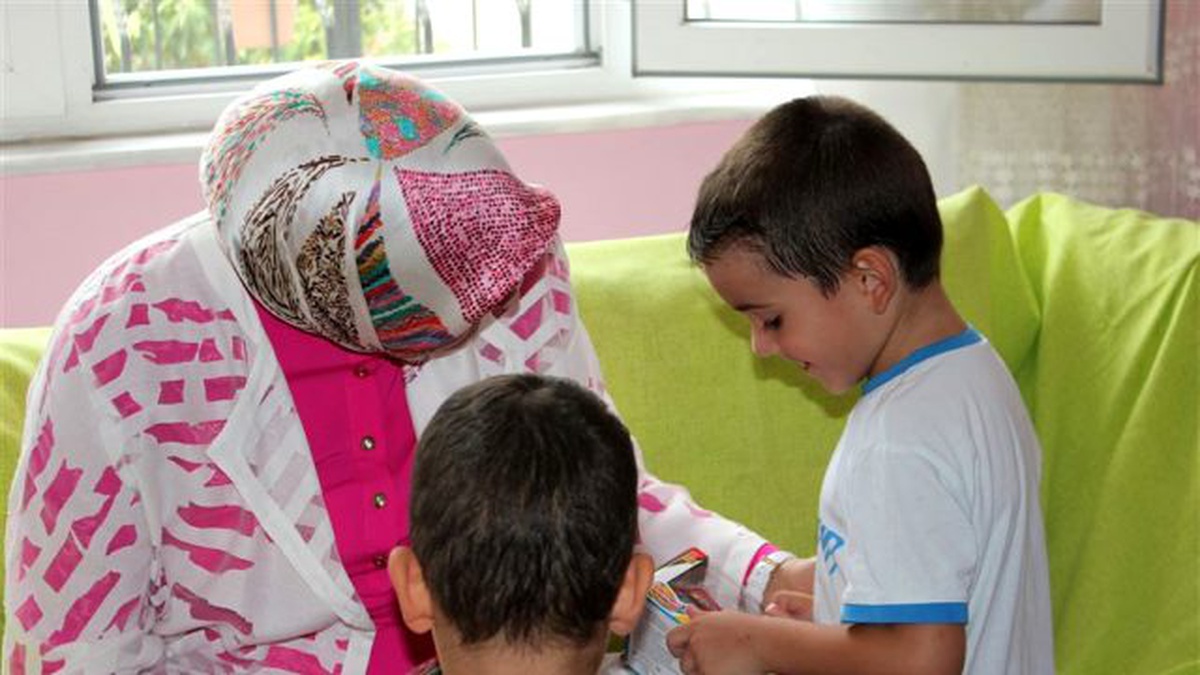 Antalya Yetimlerine Sahip Çıkıyor" Projesi