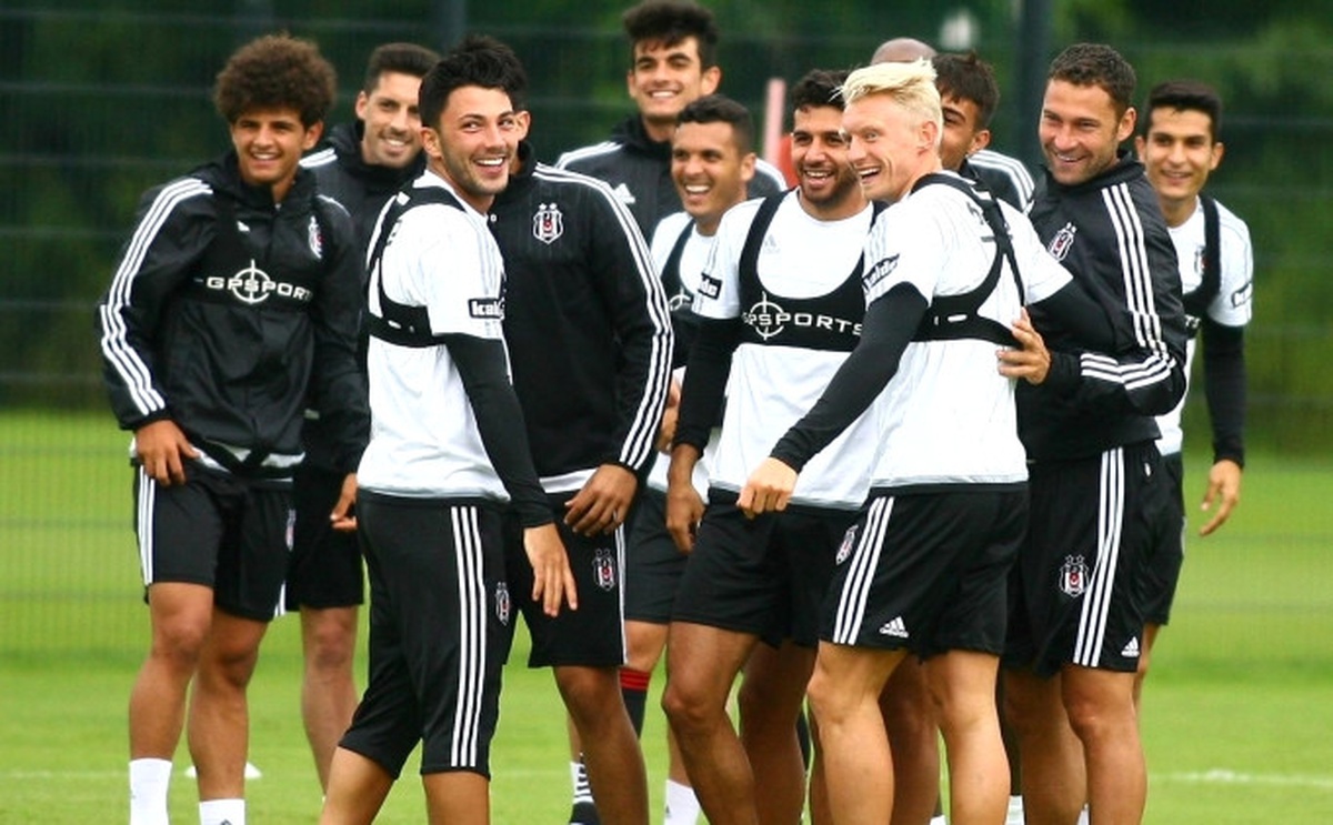 Beşiktaş, Napoli Maçı Hazırlıklarını Sürdürdü
