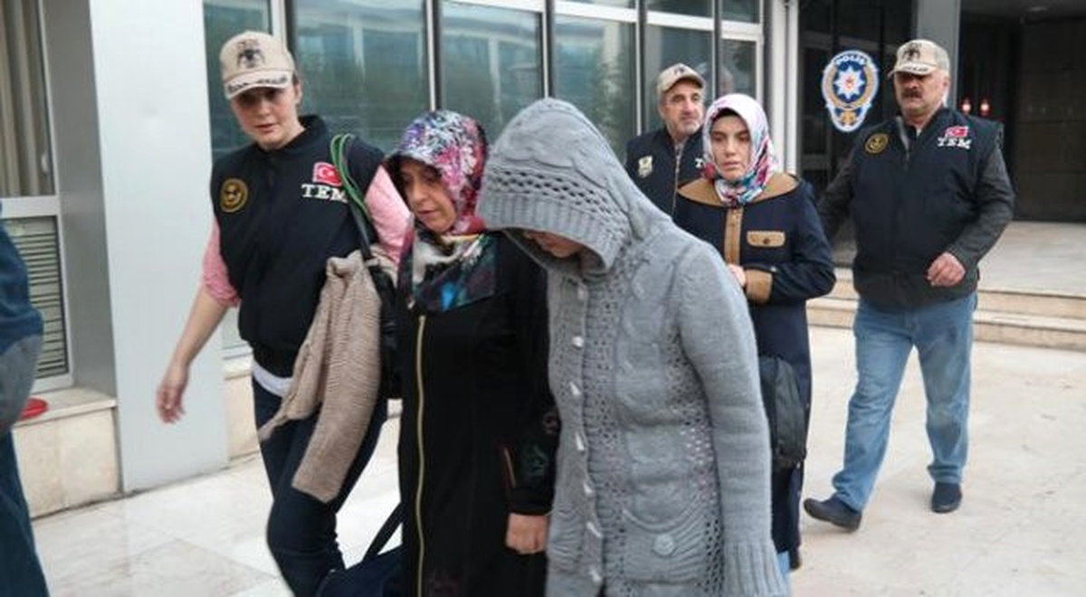 Bursa\'da 19 Kadın Adliyeye Sevk Edildi