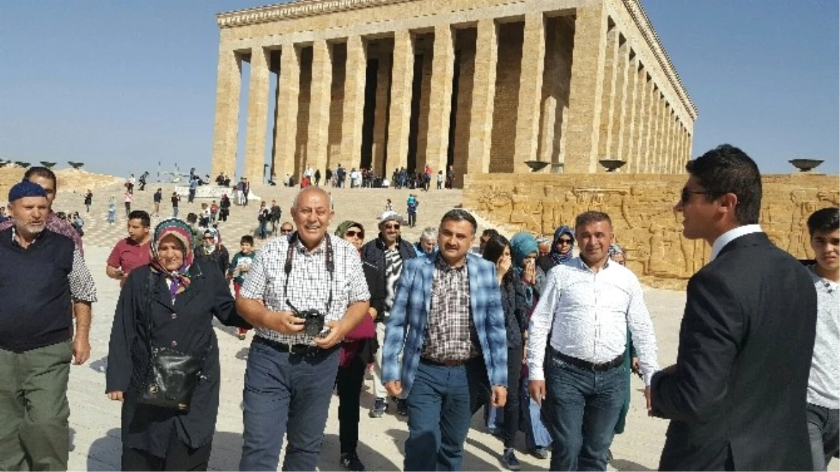Develi Belediye Başkanı Mehmet Cabbar Anıtkabir\'i Ziyaret Etti