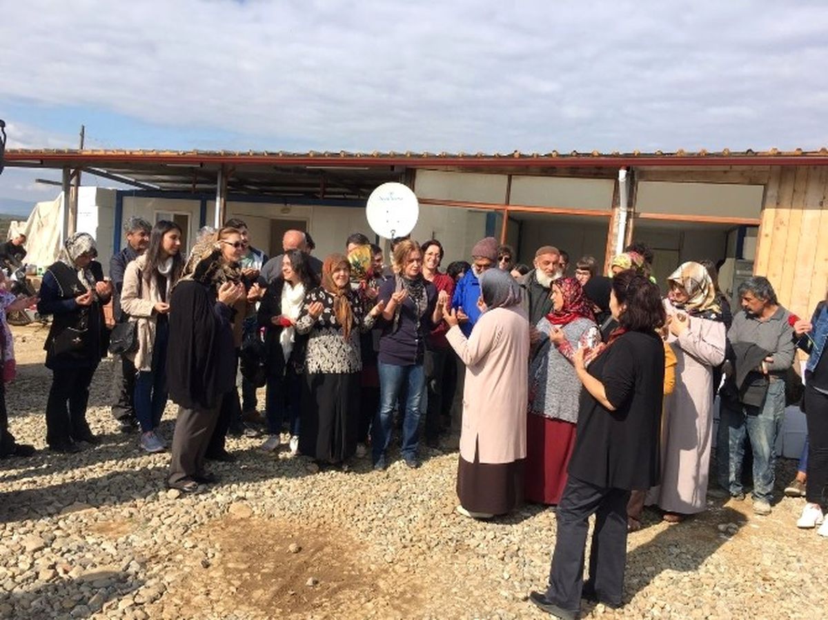 Düzceli Depremzedeler ve Gönüllüler Birlikte İnşaat İçin Buluştu