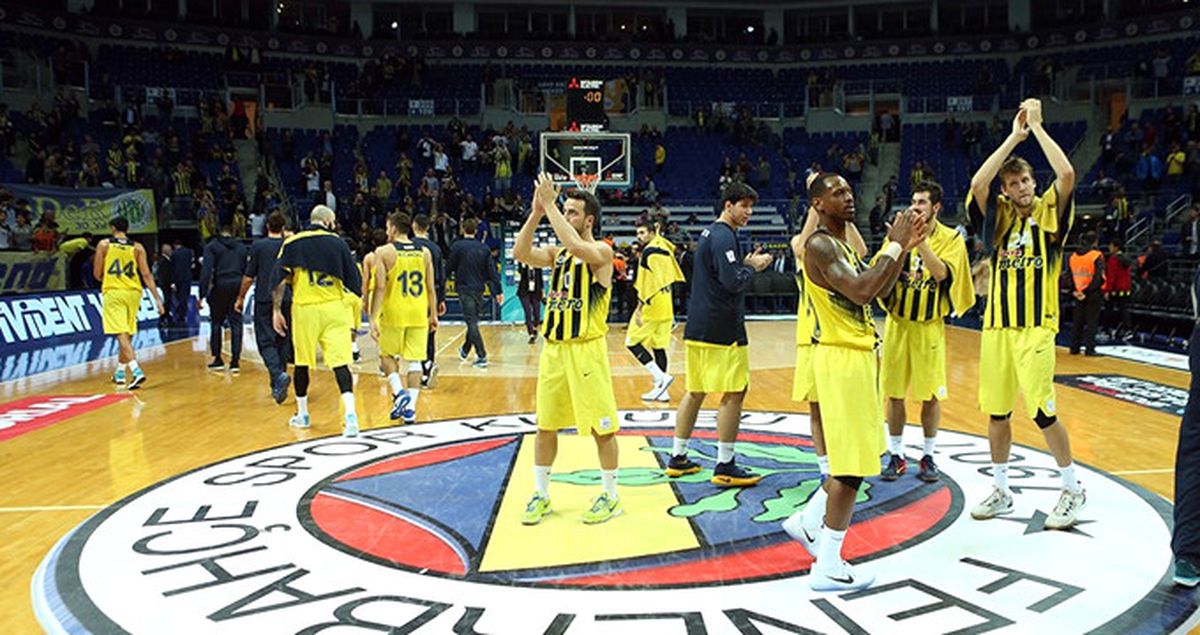 Fenerbahçe, İstanbul BBSK'yı 76-62 Yendi