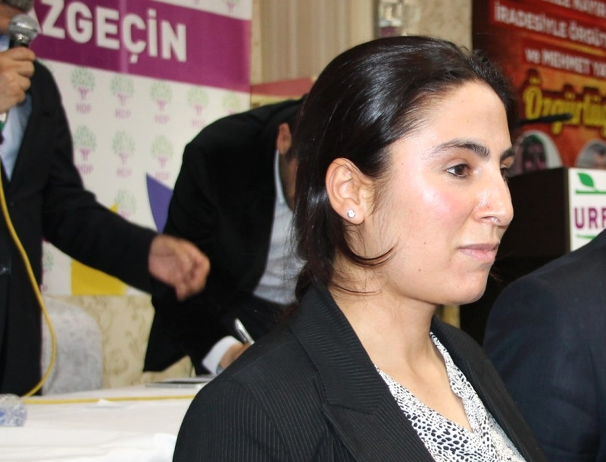 Hdp İl Eş Başkanı İçin İkinci Defa Ek Gözaltı Süresi