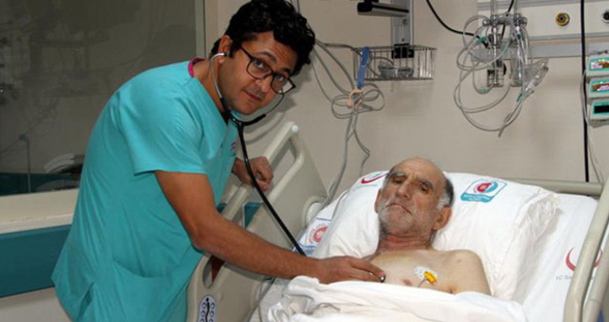 Kalbi 40 Kez Duran Yaşlı Adam Mucize Eseri Kurtuldu!