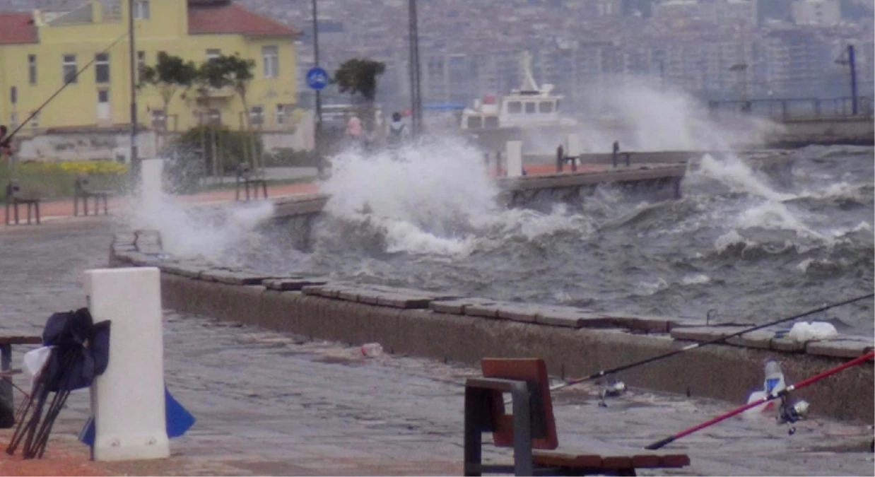 Marmara Denizi\'ndeki Fırtına