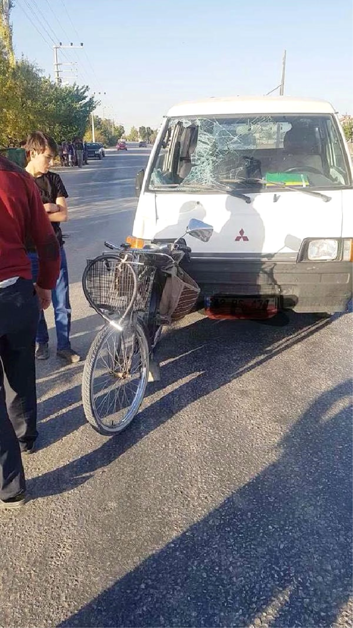 Minibüsün Çarptığı Bisiklet Sürücüsü Öldü