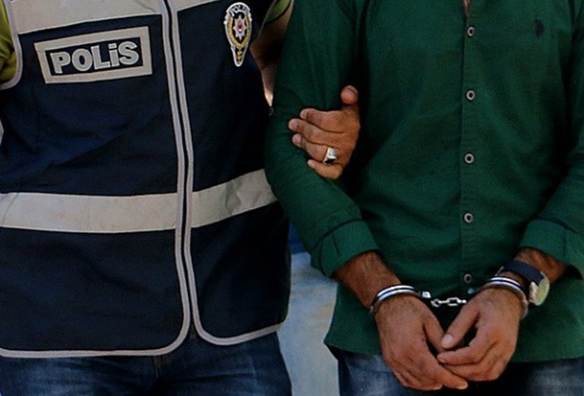Muş\'ta Hdp ve Dbp İl Başkanları Gözaltına Alındı