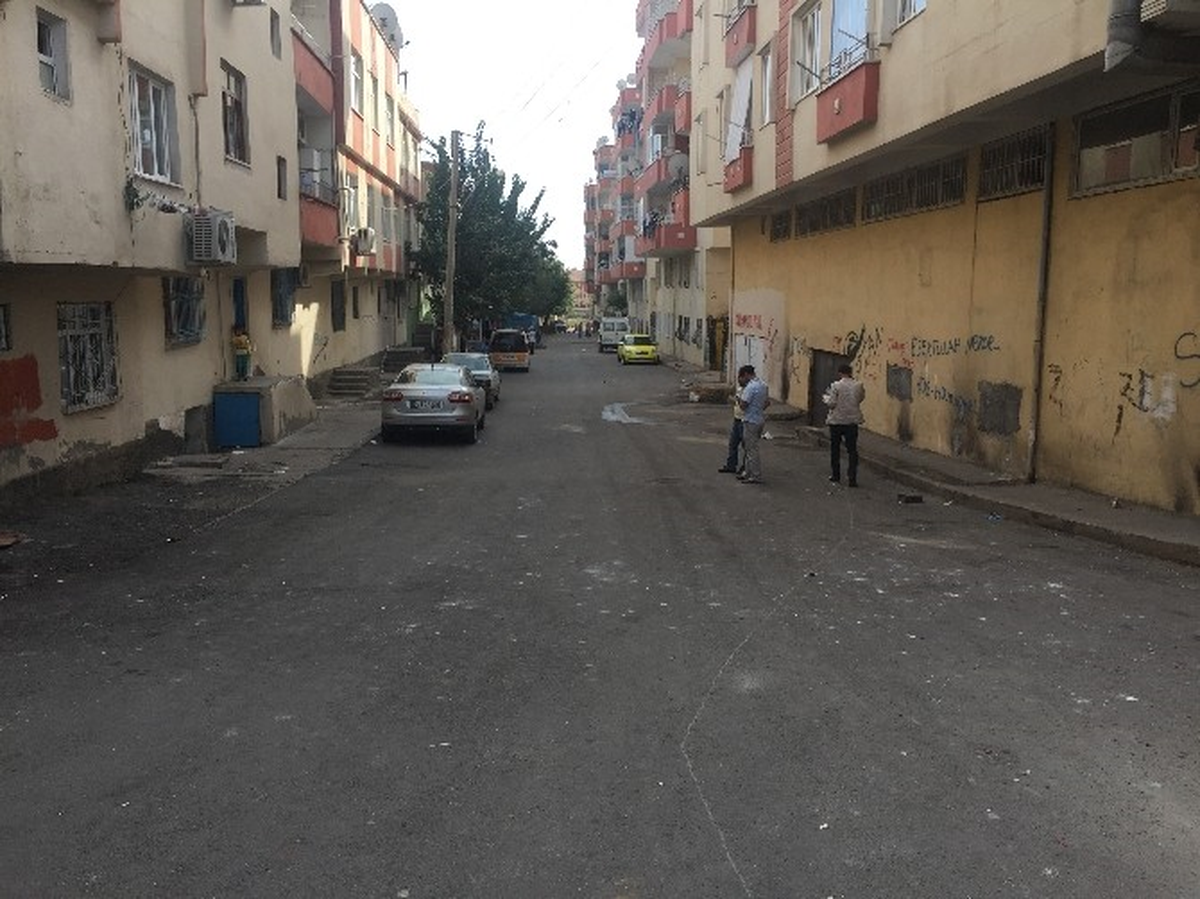 Okul Önünde Bekleyen Torbacılar, Lise Öğrencisini Öldürdü