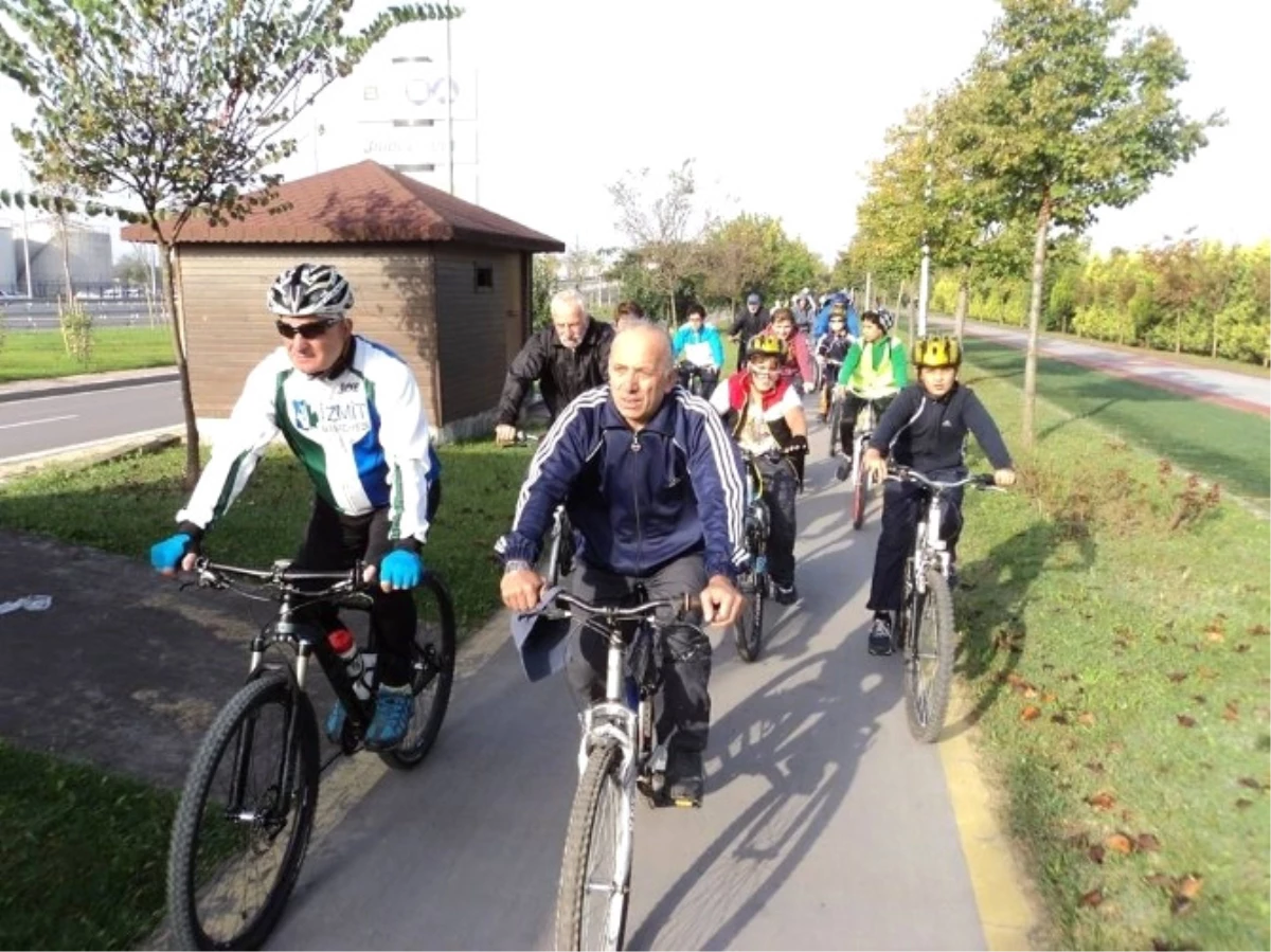 Pedallar Amatör Spor ve Gıda Günü İçin Çevrildi