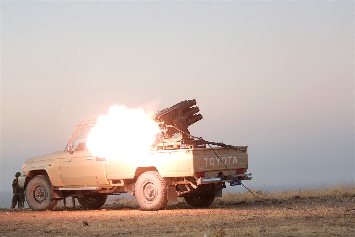 Peşmerge, IŞİD'in Bomba Yüklü İntihar Aracını Patlattı
