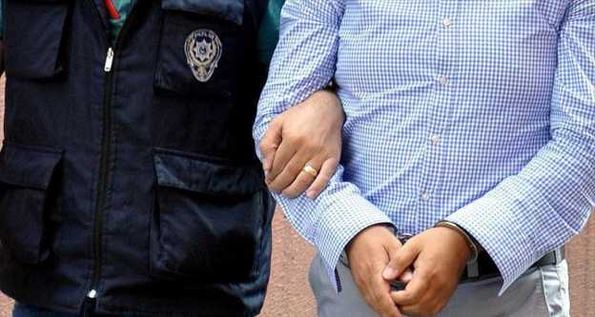 Sahte Fbı Kimliği ile Yakalanan Zanlı Tutuklandı