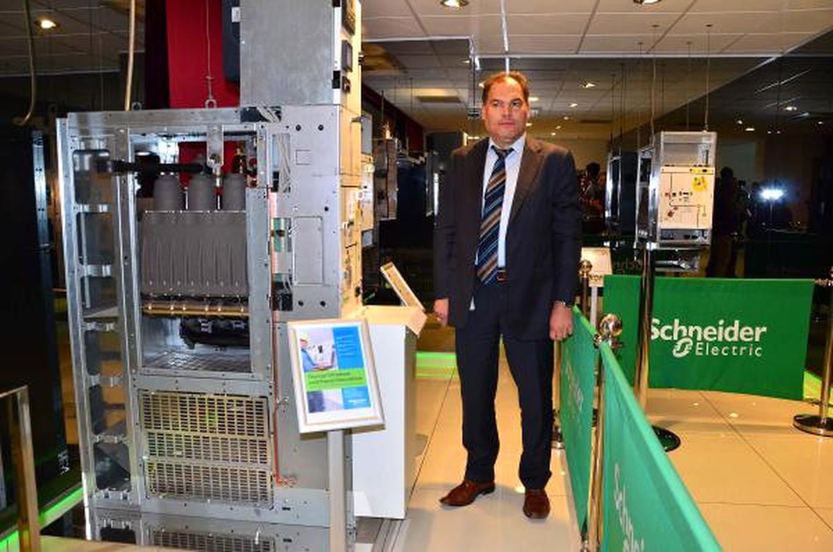 Schneider Electric\'in 2025 Hedefi 250 Milyon Euro\'luk Ciro