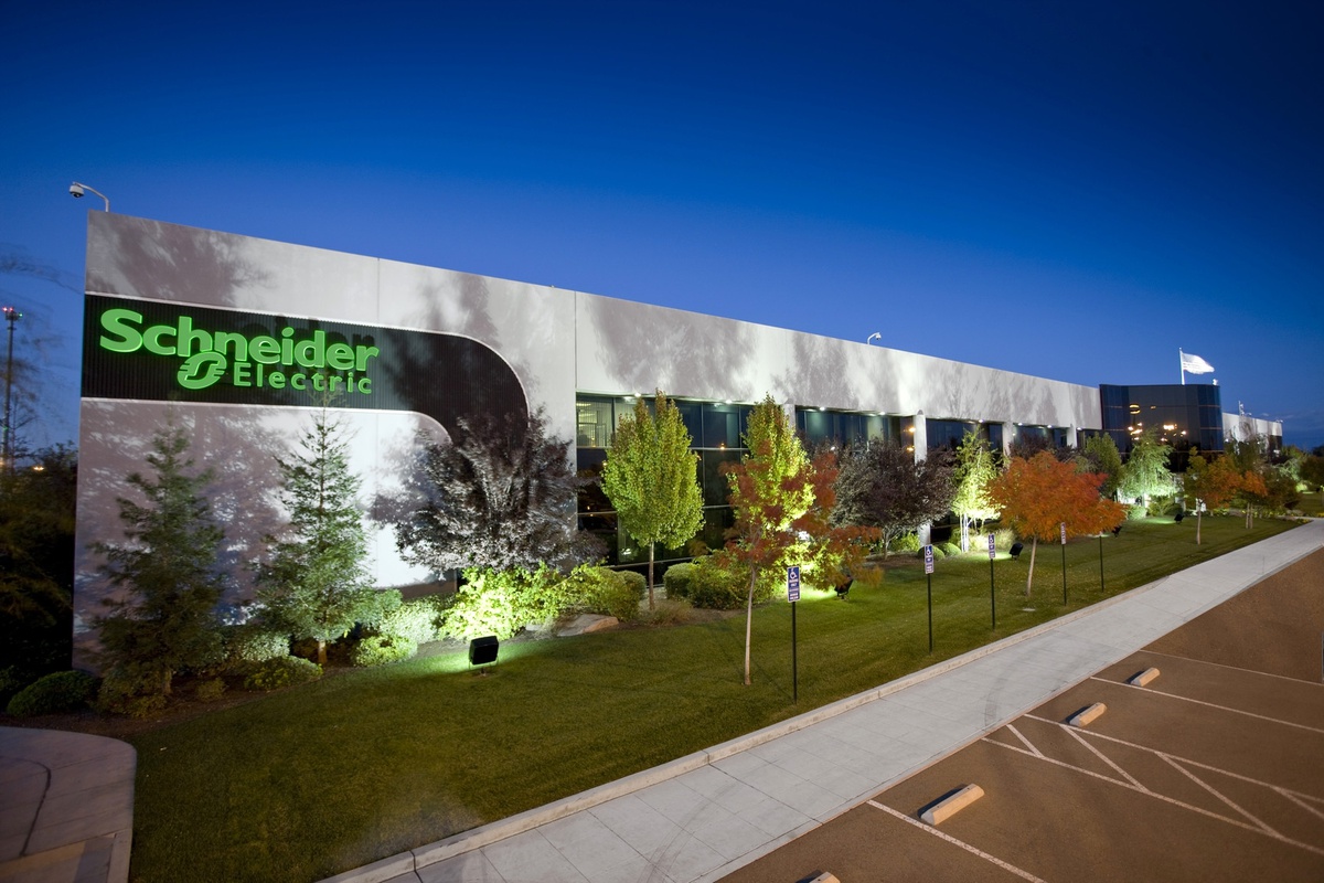 Schneider Electric\'in 2025 Hedefi 250 Milyon Euro\'luk Ciro