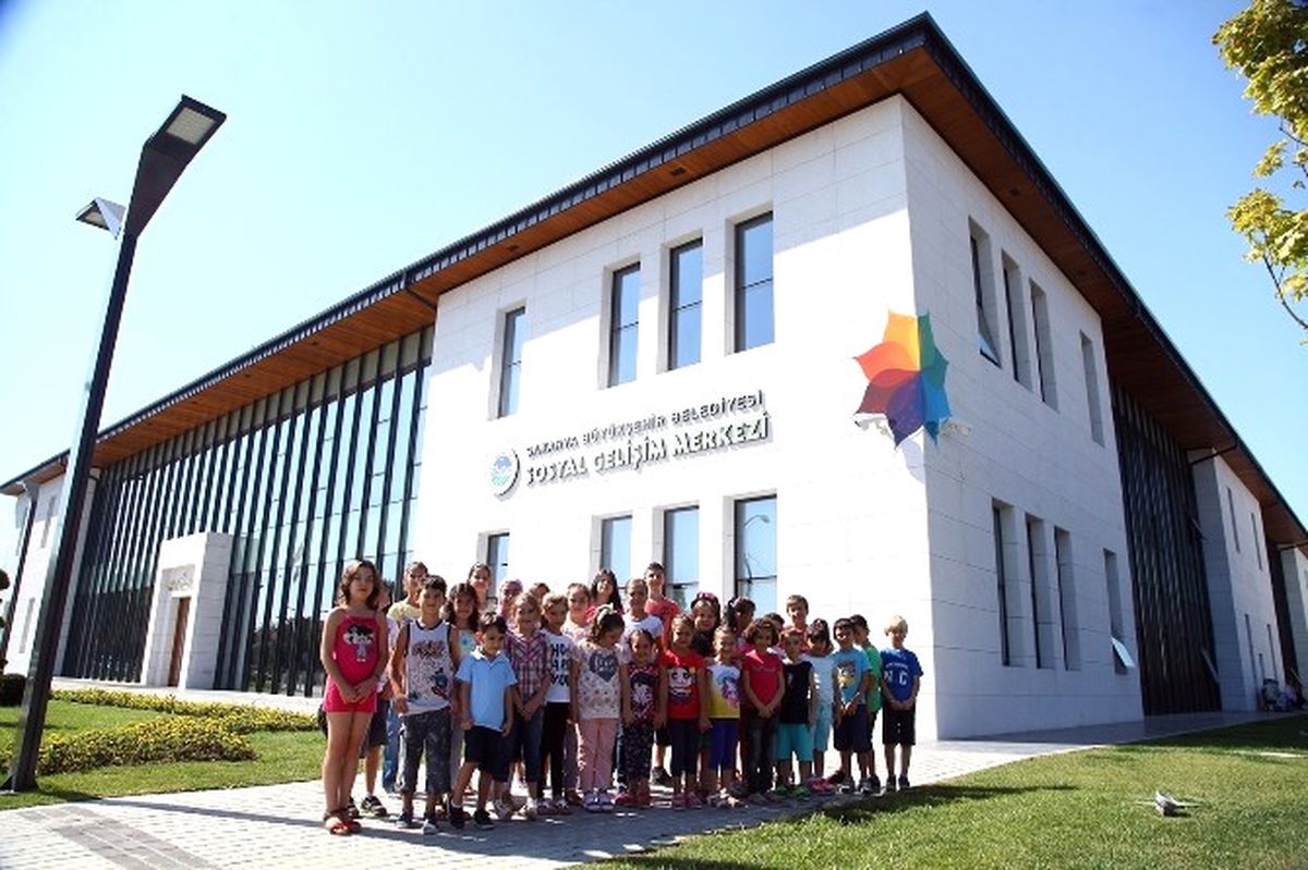 Sgm\'de İlk Ders Zili Çaldı