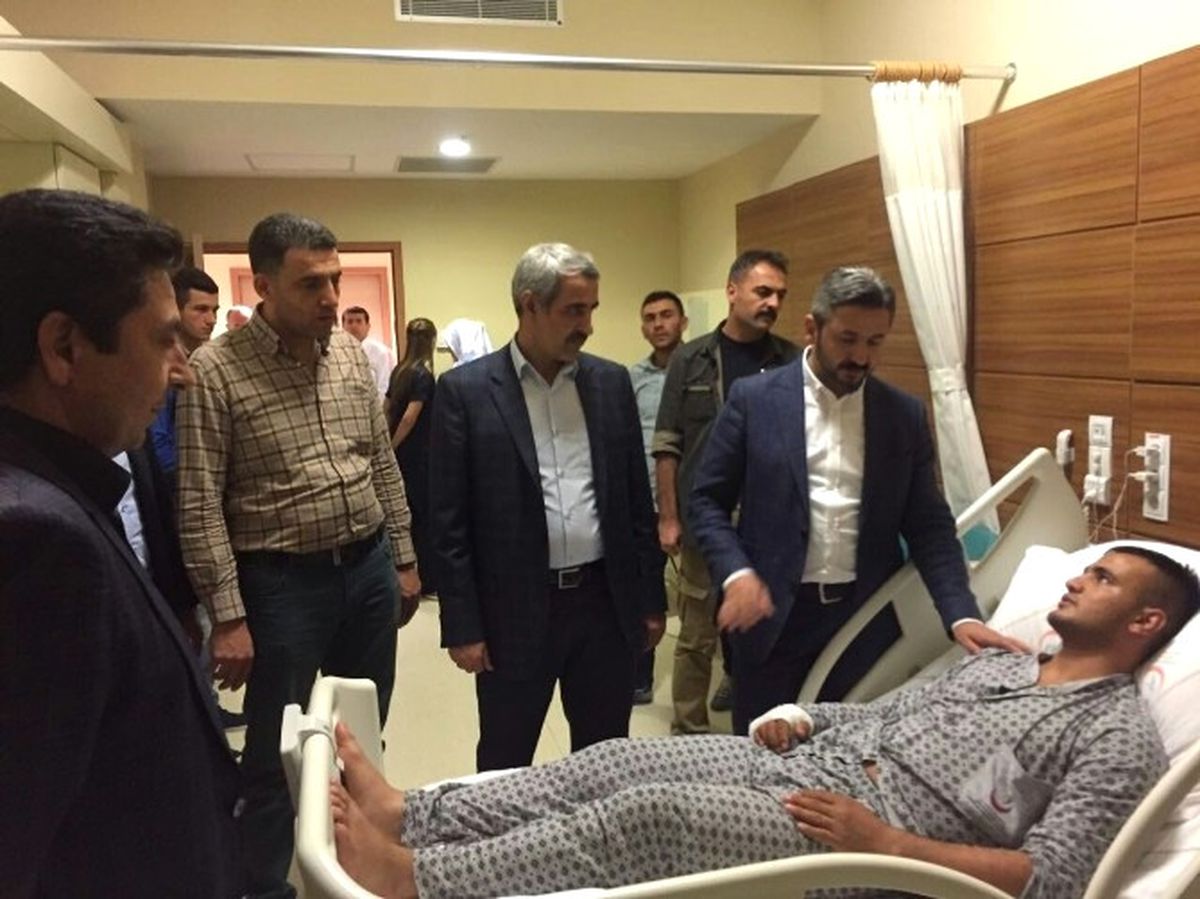 TBMM Başkanvekili Aydın\'dan Yaralı Askere Ziyaret