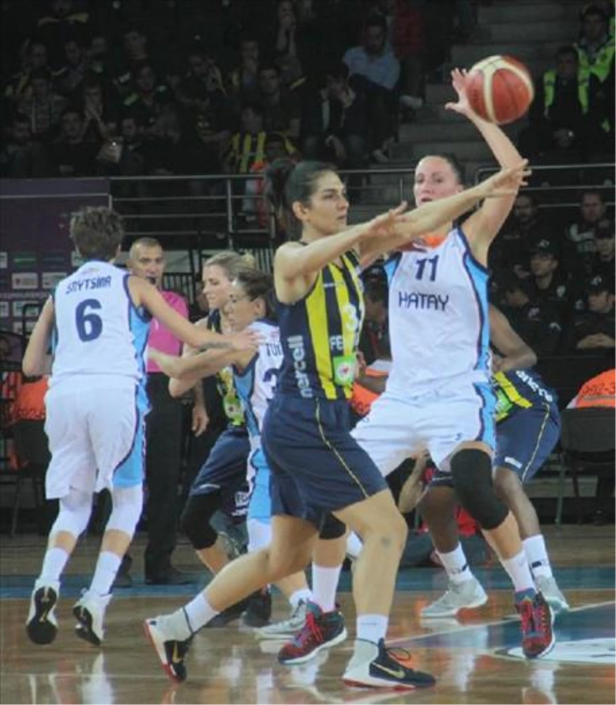24. Kadınlar Basketbol Cumhurbaşkanlığı Kupası Hatay Büyükşehir Belediyespor\'un (2)