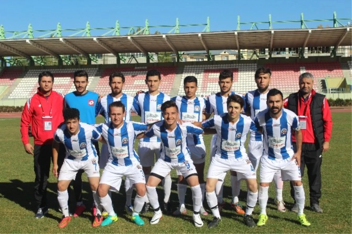 Ağrı Gençlerbirliği Spor, Tutak Sporu 4 Golle Geçti