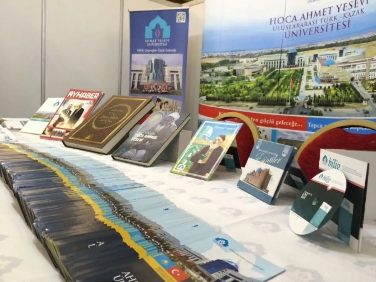 Ahmet Yesevi Üniversitesi, Malatya\'da "Üniversite Tercih Günleri" Fuarına Katıldı