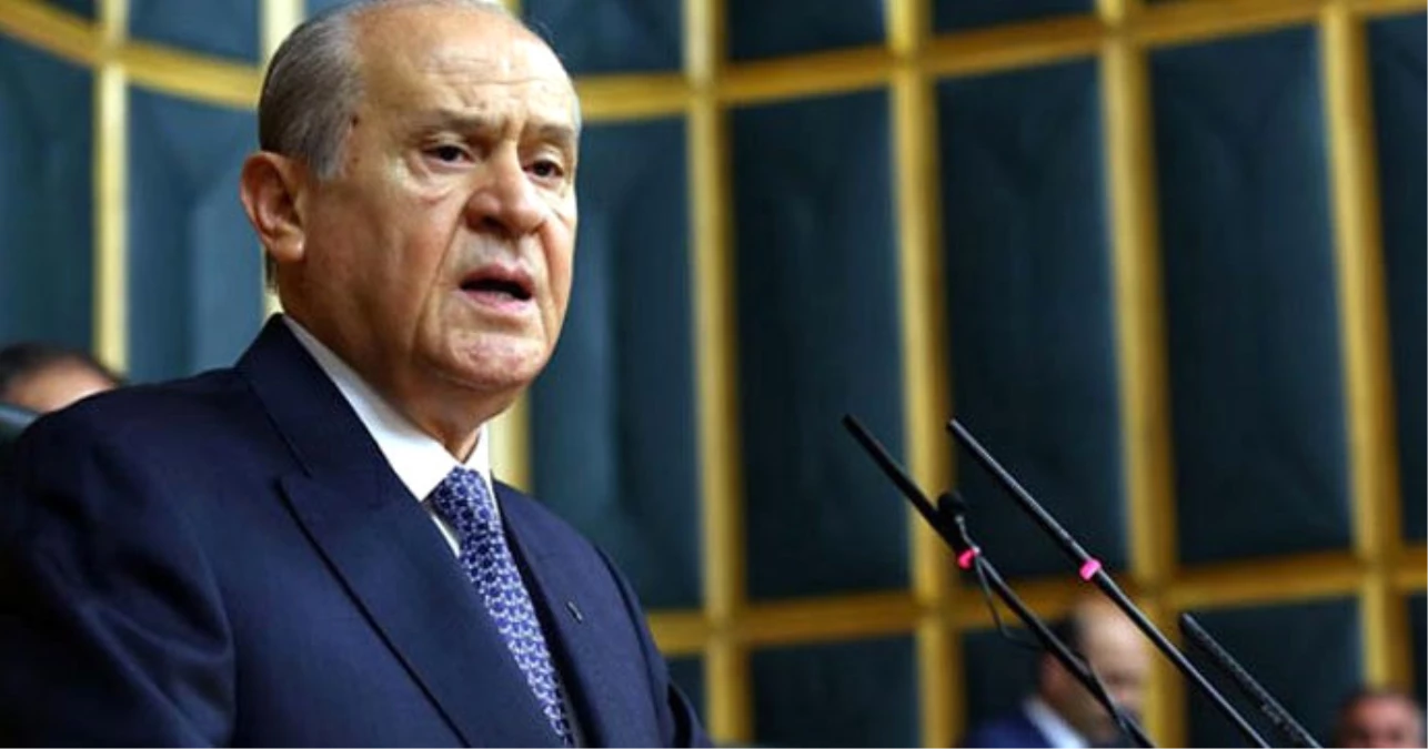 Bahçeli\'den Başkanlık Sistemi İçin Referanduma Yeşil Işık