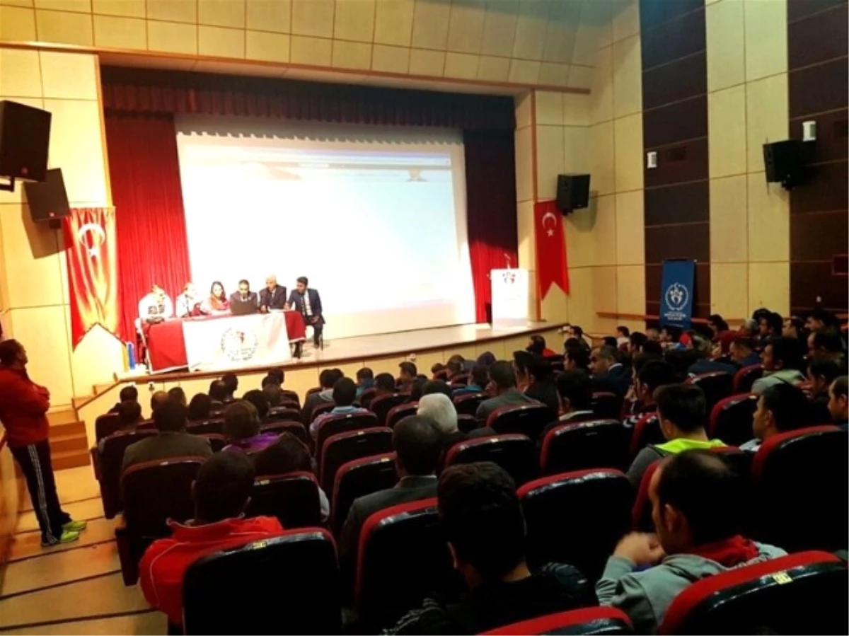 Bitlis\'te Okul Sporları Bilgilendirme ve Planlama Toplantısı