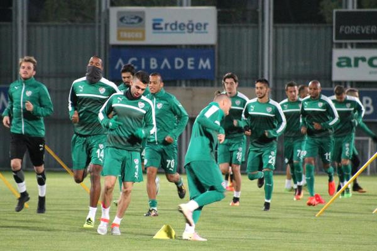 Bursaspor\'da Aytemiz Alanyaspor Hazırlıkları Başladı