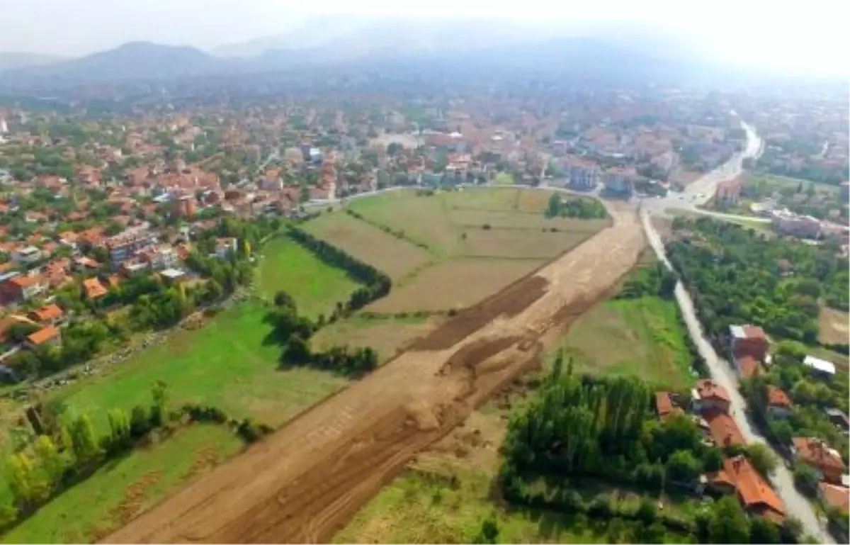 Büyükşehir\'den Rekor; Bu Yıl Bin 100 Kilometre Yeni Yol Açıldı