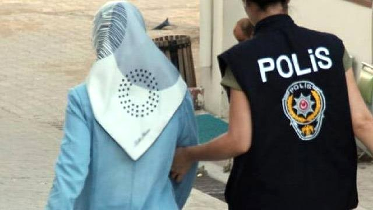 Fetö\'nün Ablalarına Operasyon: 15 Gözaltı