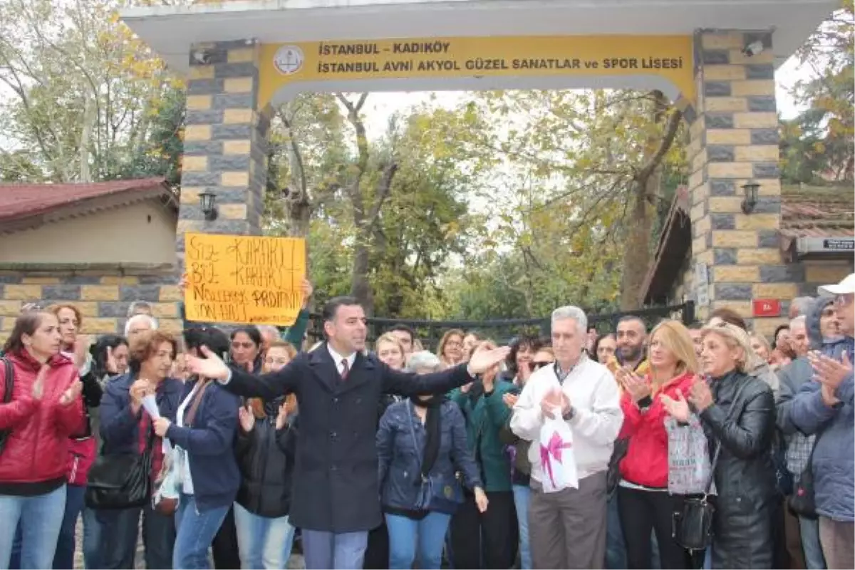 Güzel Sanatlar Lisesi Önünde Proje Okul Protestosu