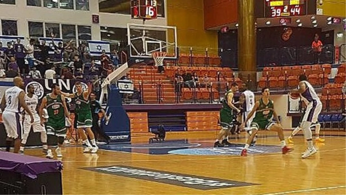 Ironi Nahariya: 70 - Banvit: 83