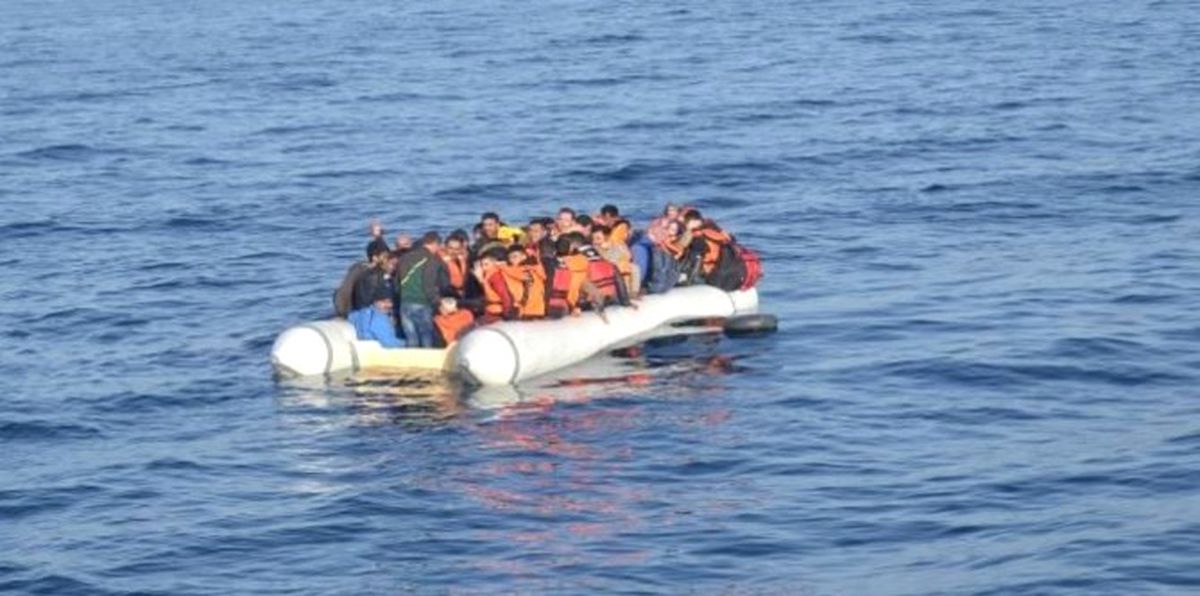 Kuşadası Körfezi\'nde Kaçak Gömen Operasyonu