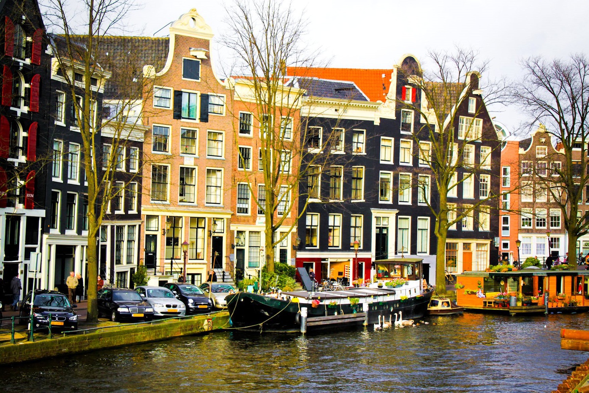 Kuzeyin Venedik\'i kanallar şehri Amsterdam.