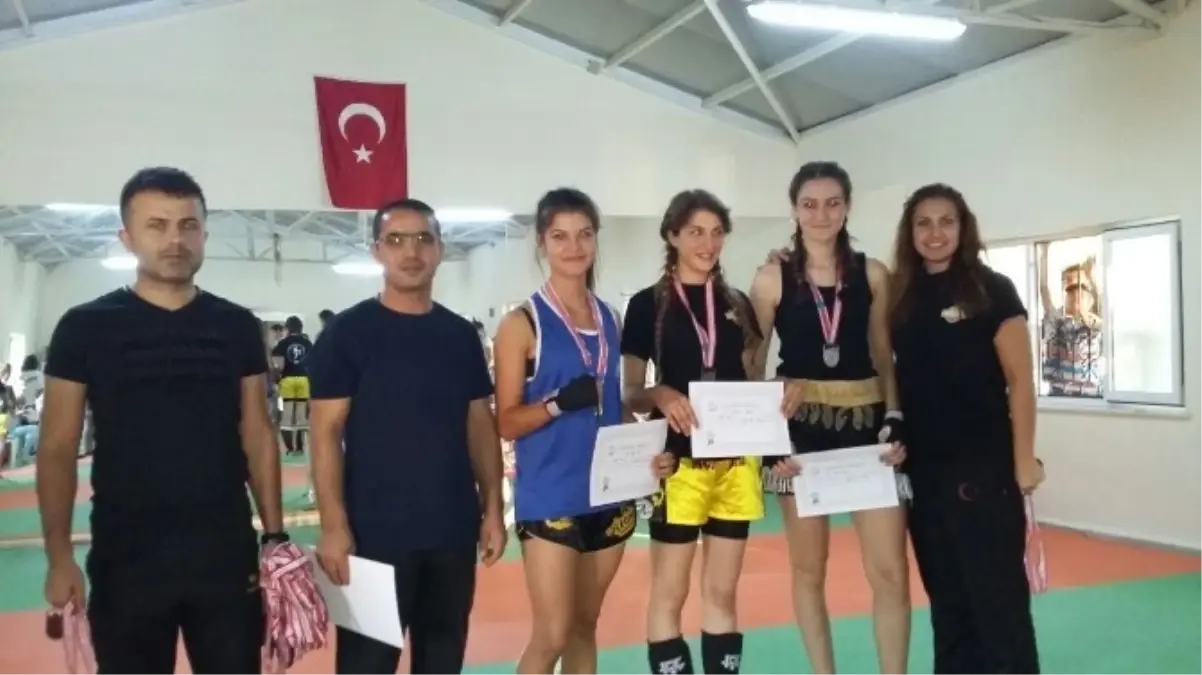 Manavgat\'ta Muay Thai Turnuvası Düzenlendi