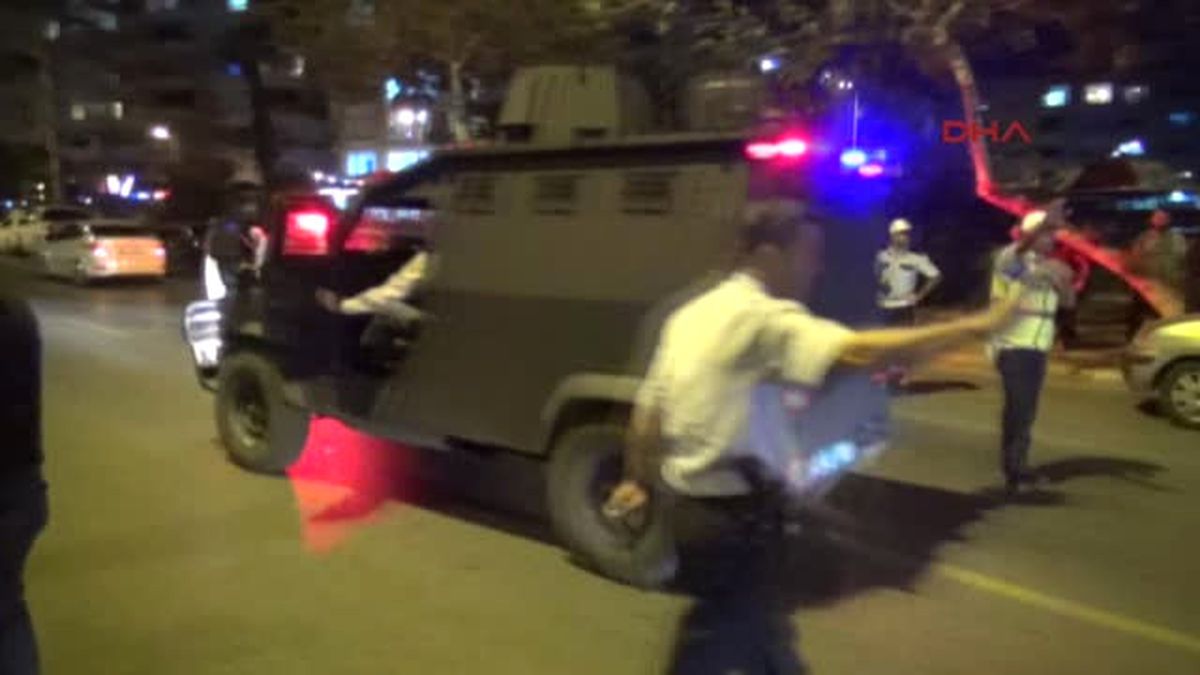 Mersin - Kavgaya Müdahale Eden Polislere Ateş Açıldı 2\'si Polis 3 Yaralı